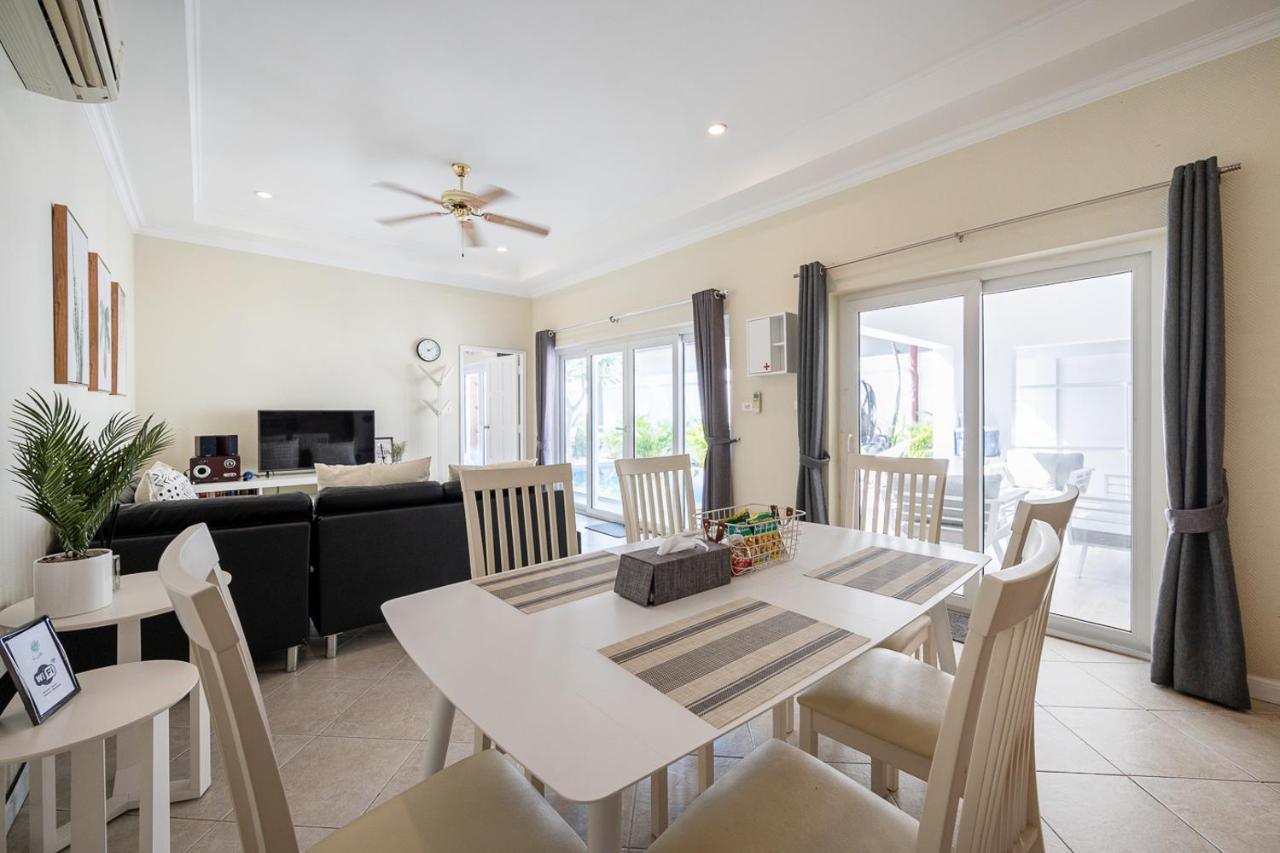 Majestic Residence Pool Villas 2 Bedrooms Private Beach Pattaya Eksteriør billede